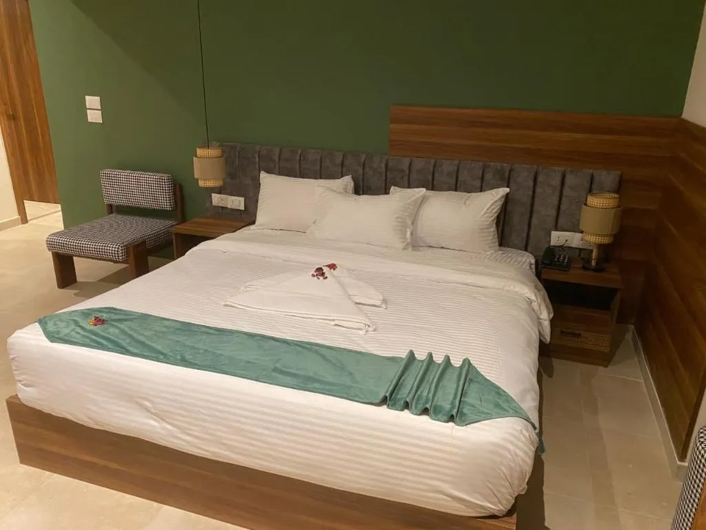 Room, The Nomad Pyramids Boutique Hotel, Cairo