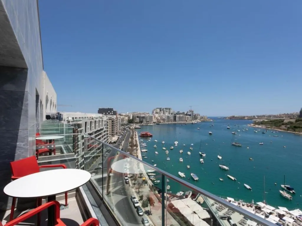 SUITE DELUXE Room, Verdi Gzira Promenade, Malta