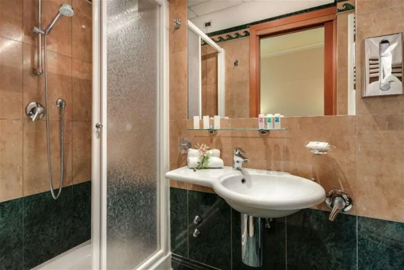 DOUBLE SINGLE USE SUPERIOR Room, Palazzo Cardinal Cesi, Rome