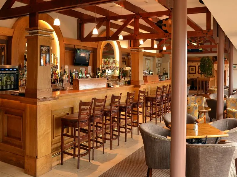 Bar, Mill Park Hotel, Carrickfinn