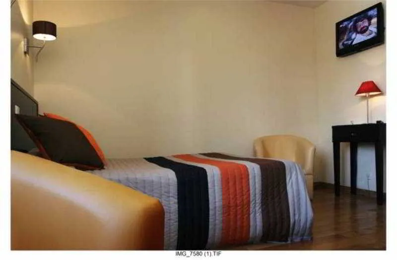 Room, Pensão Do Norte Lda, Porto