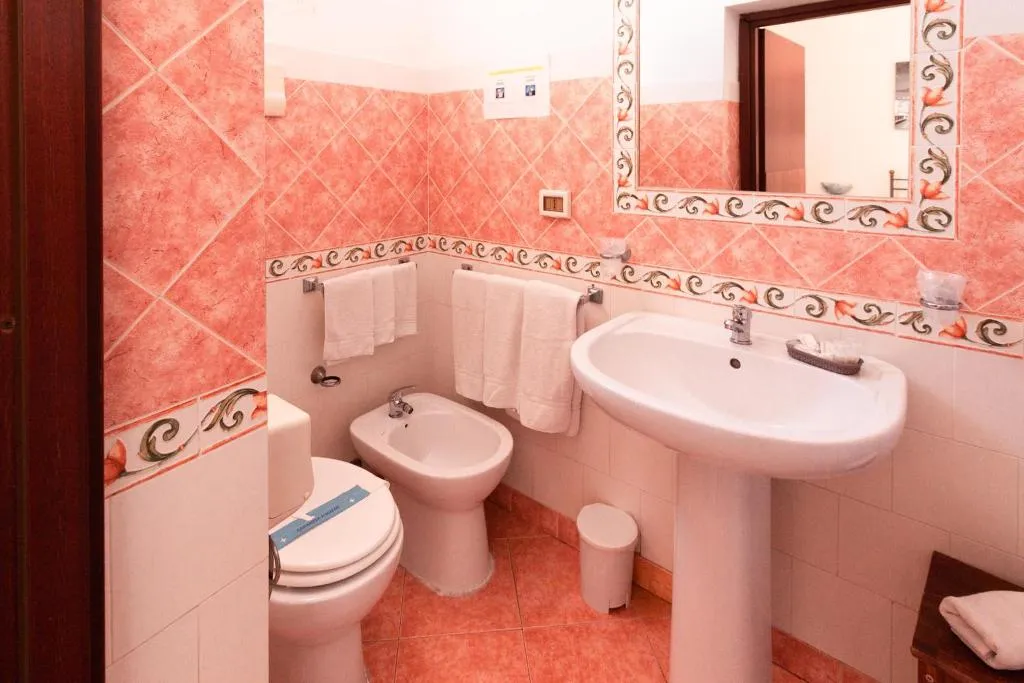 TRIPLE STANDARD Room, Concordia, Palermo