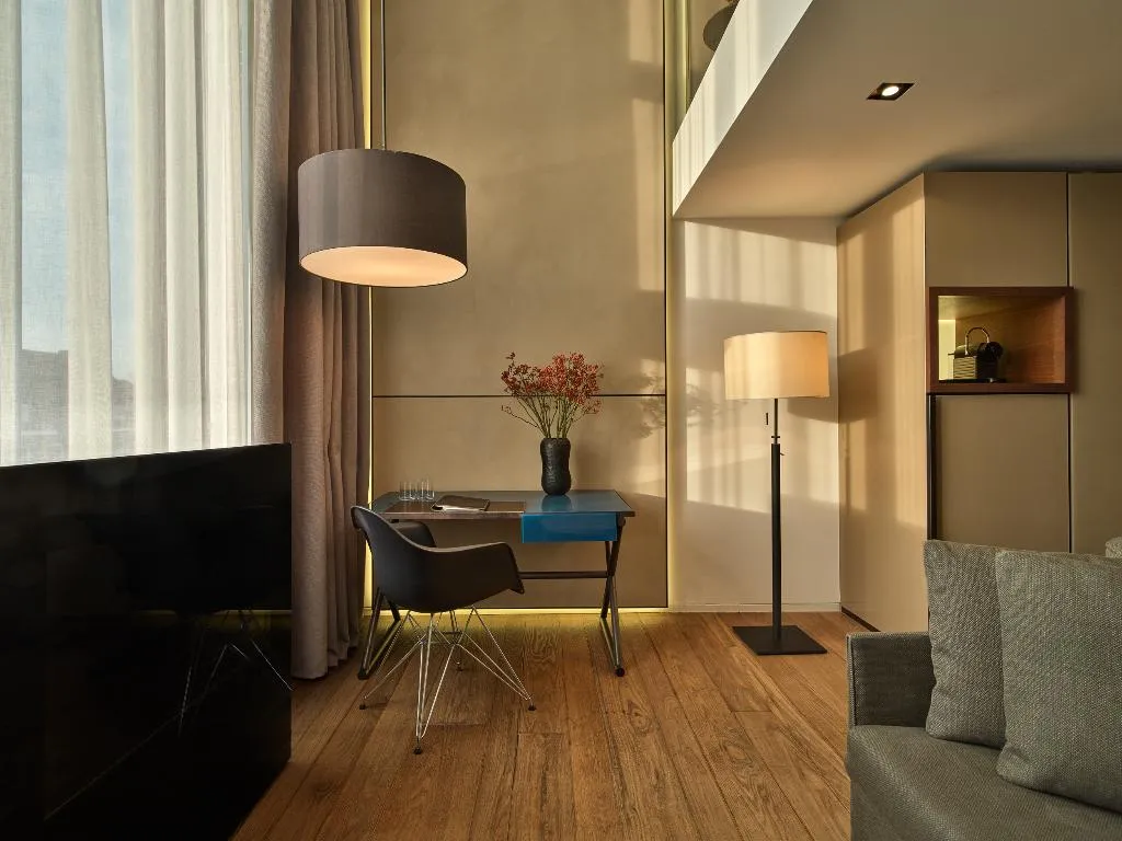 JUNIOR SUITE DUPLEX Room, Mandarin Oriental Conservatorium, Amsterdam, Amsterdam