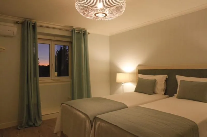 VILLA SUPERIOR Room, Casa Palmela - Small Luxury Hotels & Villas, Lisbon
