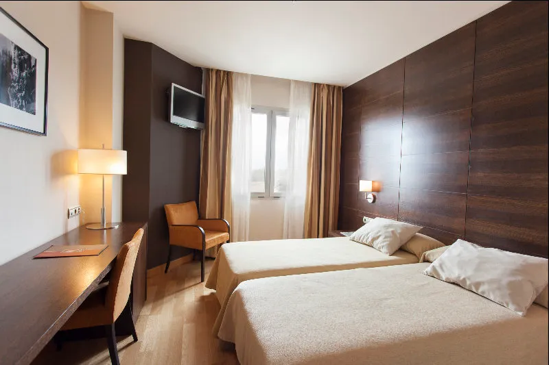 Room, FC Villalba, Madrid