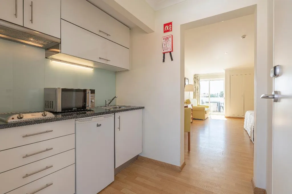 STUDIO SUPERIOR CAPACITY 3 Room, Lagoa Apartment Hotel, Algarve