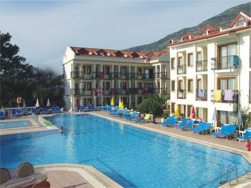 Pool, Leytur, Dalaman