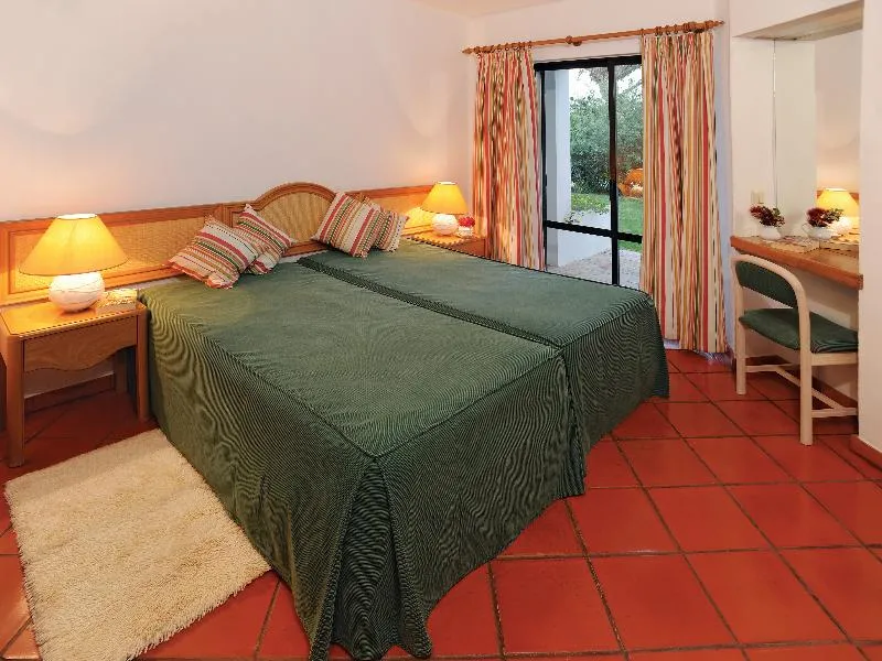 APARTMENT THREE BEDROOMS Room, Clube Albufeira Garden Village, Algarve