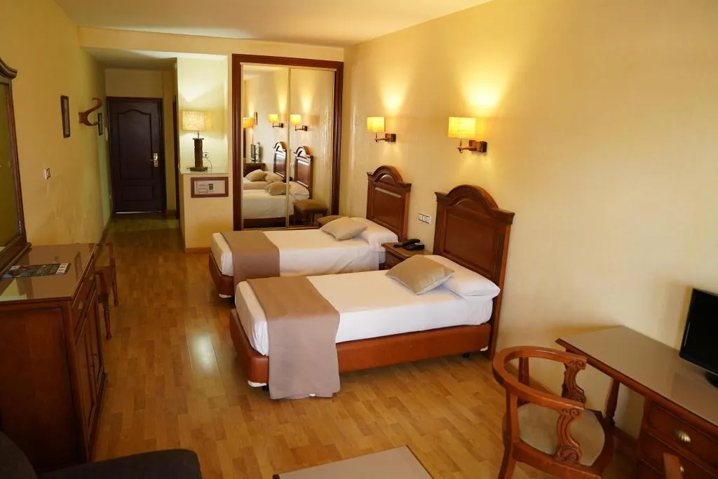 JUNIOR SUITE STANDARD Room, Hotel Balneario San Nicolas, Costa Almeria