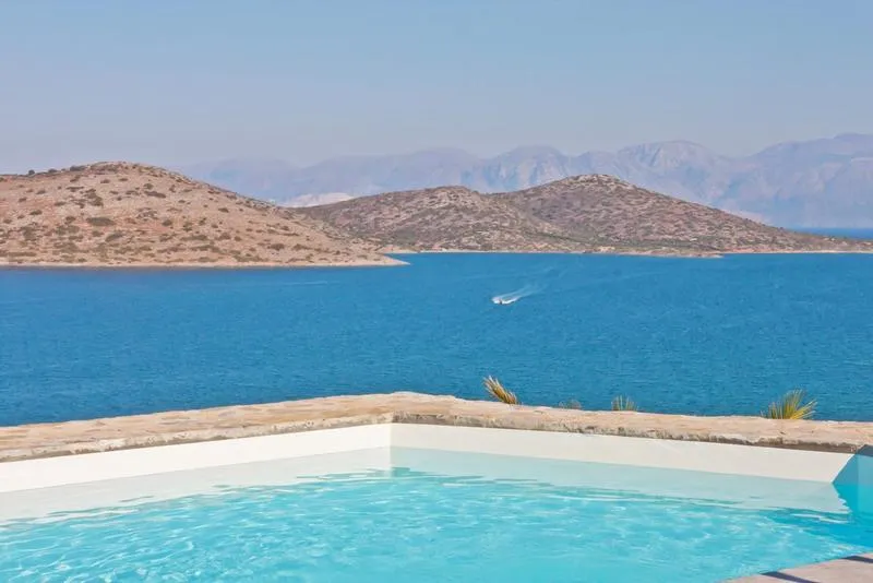 JUNIOR SUITE DELUXE WITH PRIVATE POOL Room, Royal Marmin Bay Boutique & Art Hotel, Crete