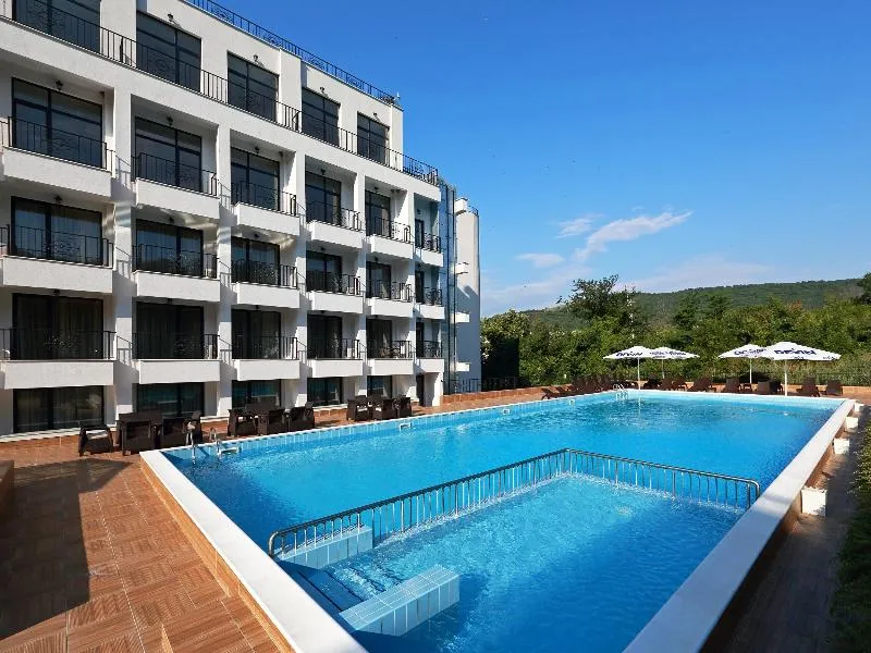 Pool, White Rock Castle Suite Hotel & Spa, Varna