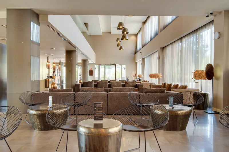 Lobby, PCM Forum Alcalá, Madrid