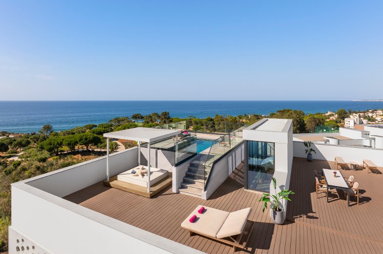 W Algarve, Algarve