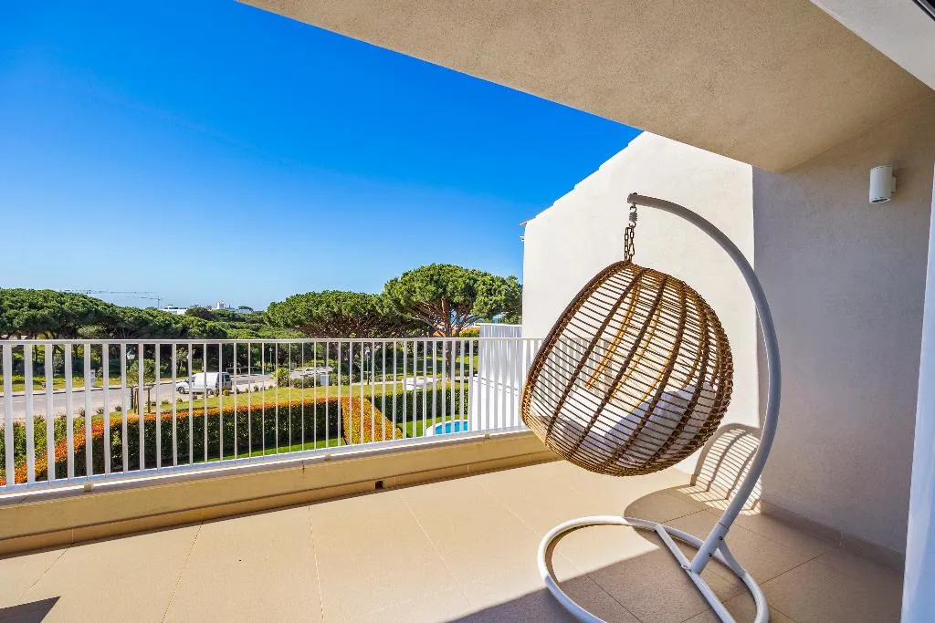 TOWNHOME THREE BEDROOMS Room, Vale Do Lobo Resort, Algarve