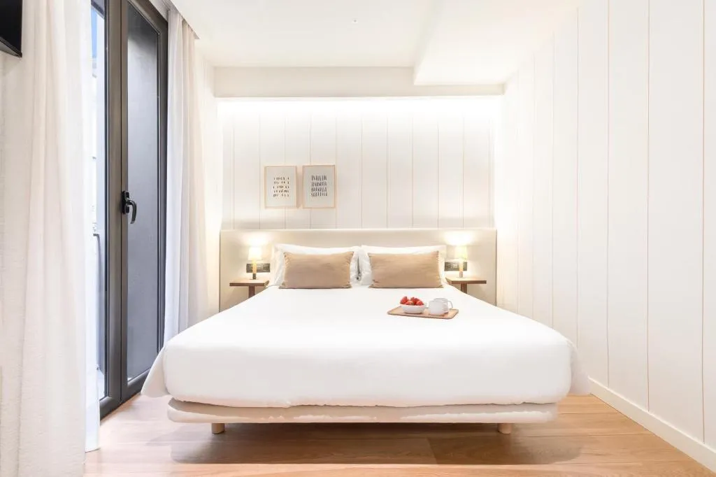 Double or Twin STANDARD Room, Casa Bella Gracia, Barcelona