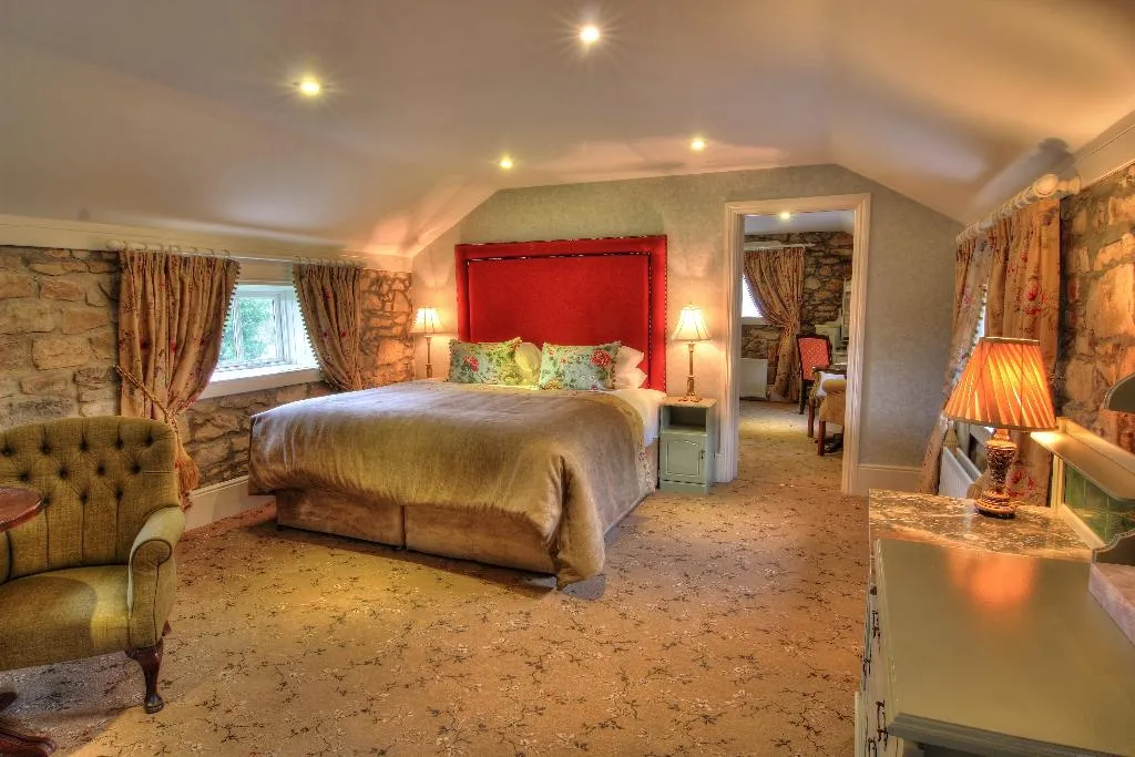 FAMILY ROOM STANDARD Room, Cabra Castle Hotel, Dublin