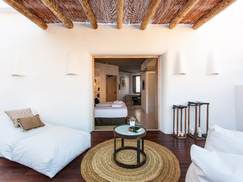 Room, HM Balanguera, Majorca