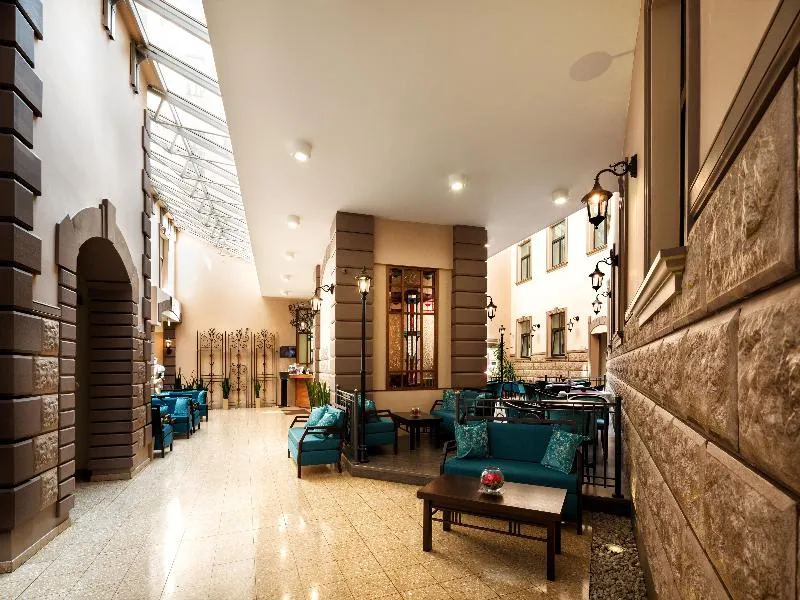 Lobby, City Hotel Teater, Riga