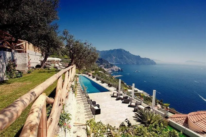 General view, Bellevue, Naples