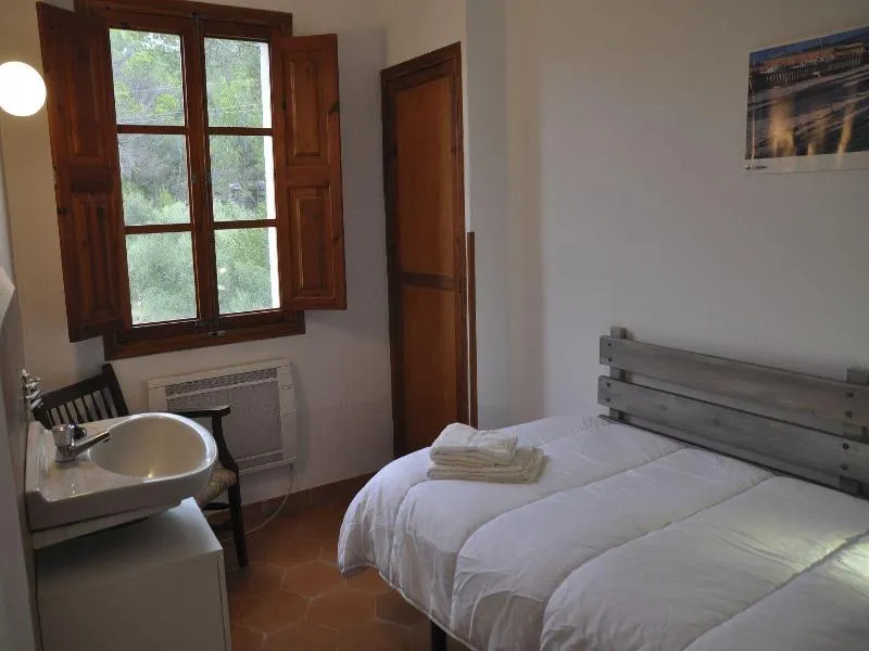Room, Asis de Marratxinet, Majorca