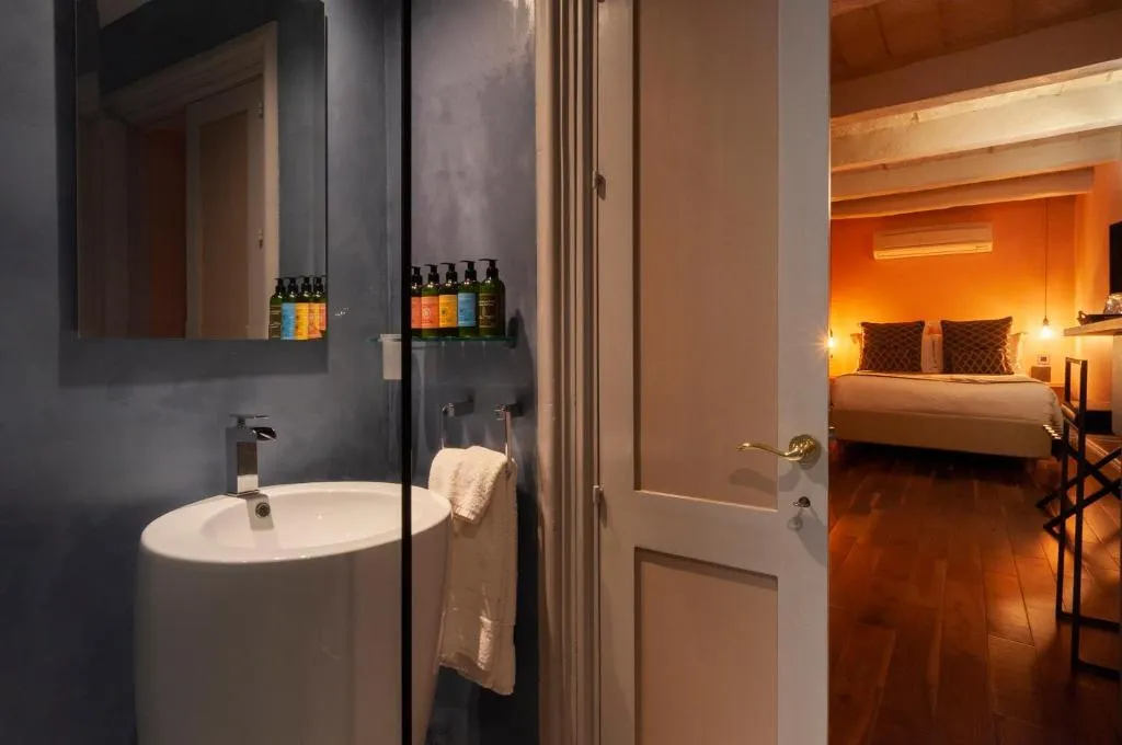 DOUBLE STANDARD Room, The Coleridge, Malta