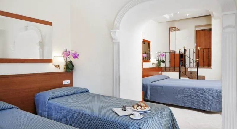 TRIPLE STANDARD Room, Delle Muse, Rome