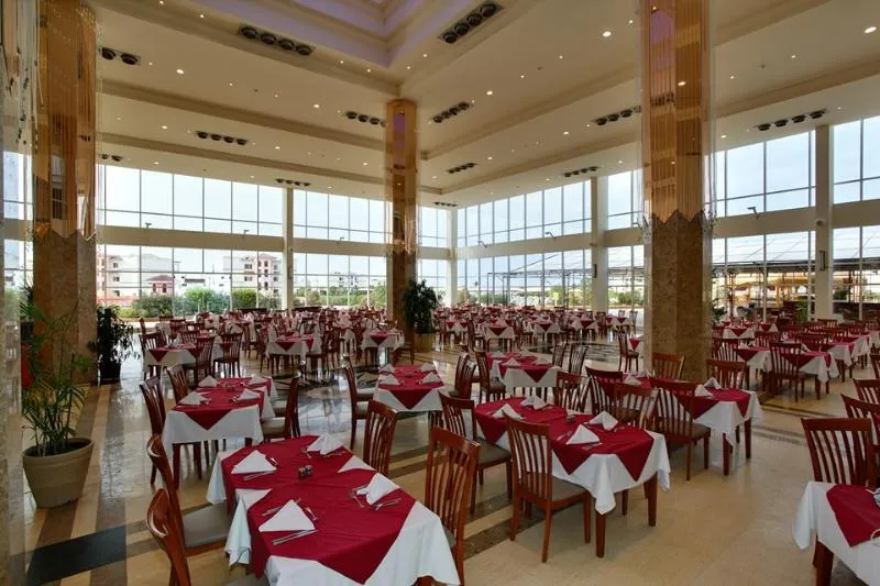 Restaurant, Royal Pharaoh Resort & Aqua Park, Red Sea Riviera