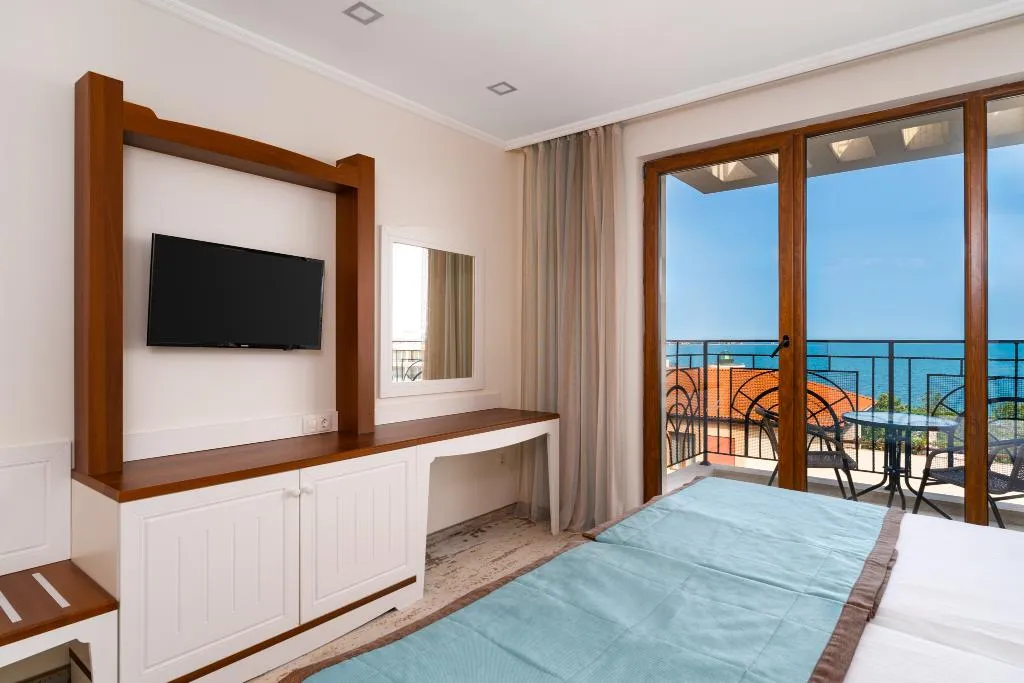 DOUBLE SIDE SEA VIEW Room, Festa Via Pontica Resort, Bourgas