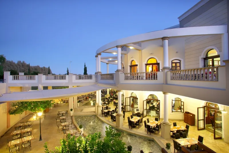 Restaurant, Aliathon Resort, Cyprus