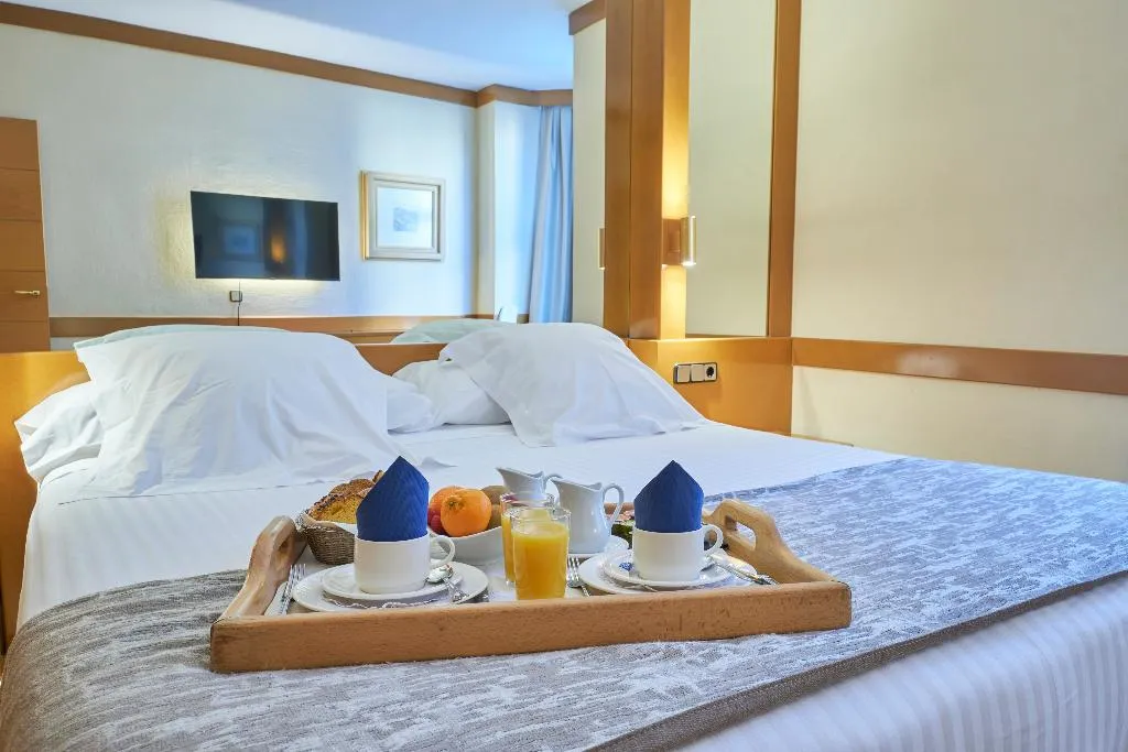Room, Hotel AR Los Arcos, Madrid
