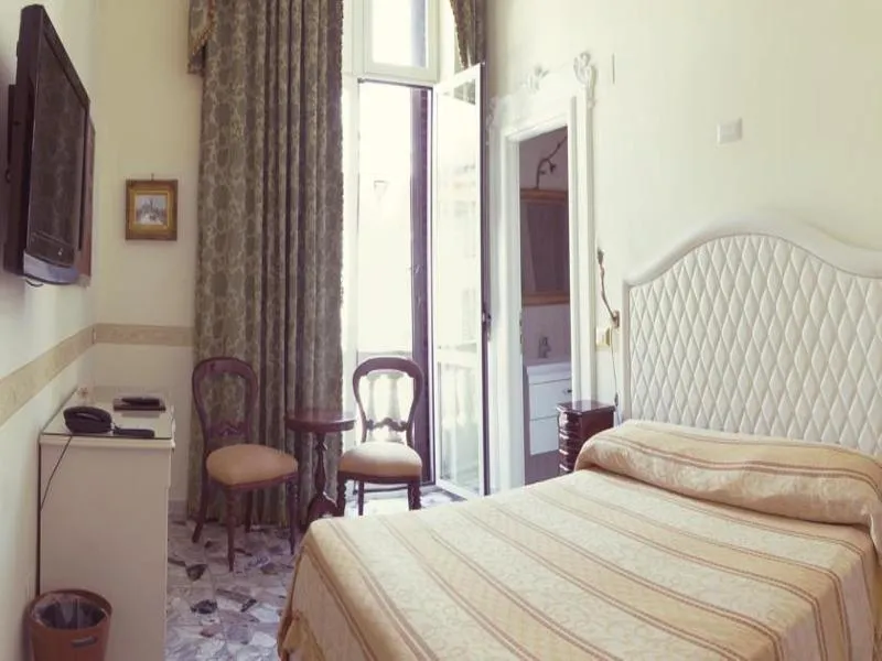 Room, B&B Art Suite Santa Brigida, Naples
