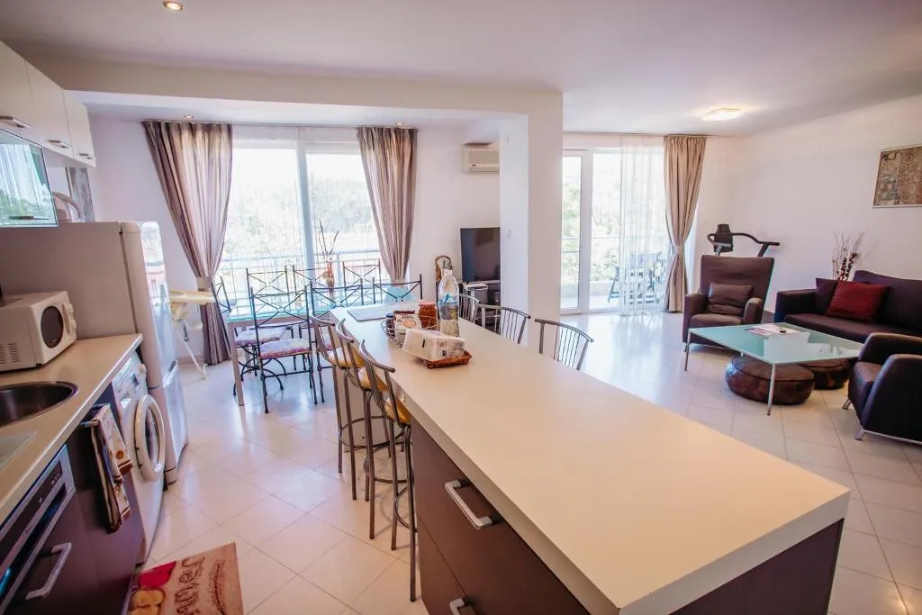 General view, MNG Holiday Apartments, Bourgas
