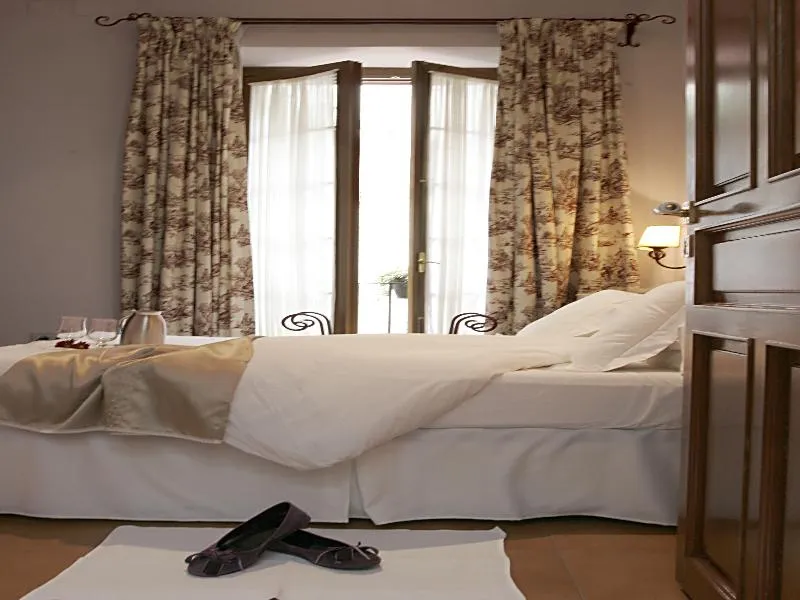 Double or Twin SUPERIOR Room, La Casa Del Maestro Boutique, Seville