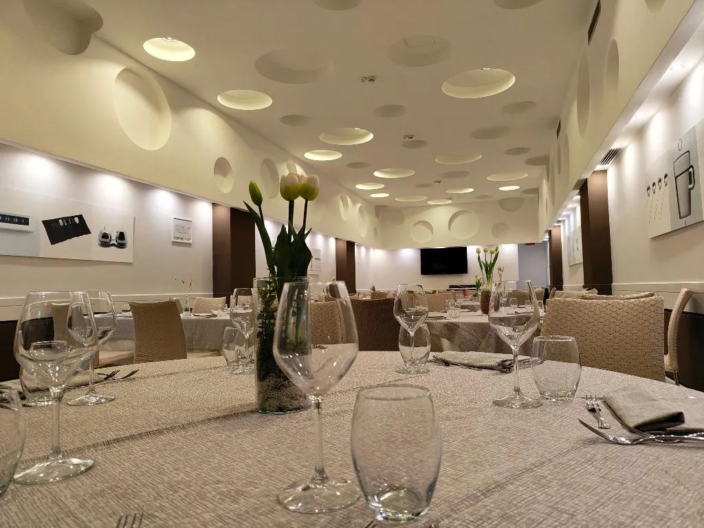 Restaurant, Sunrise Hotel, Naples