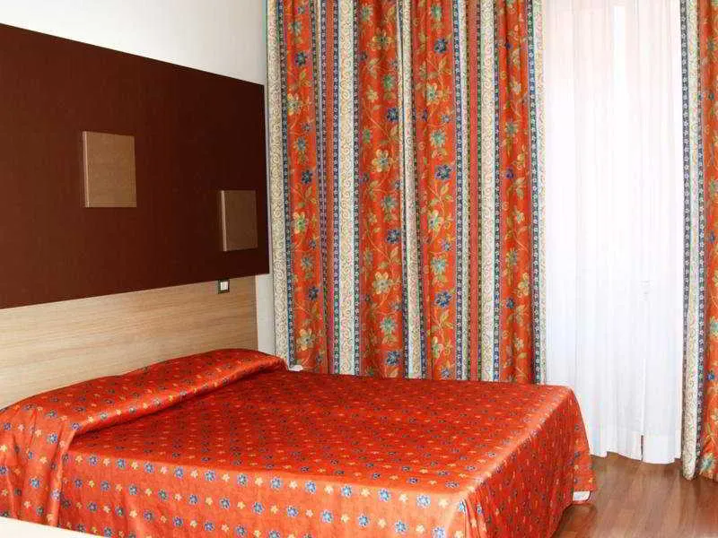 Room, Hotel San Remo, Rome