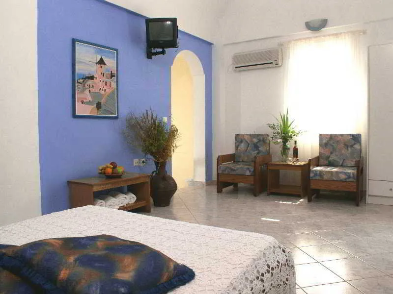 Room, Philippion, Santorini