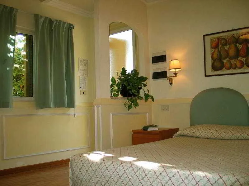 Room, Orto di Roma, Rome