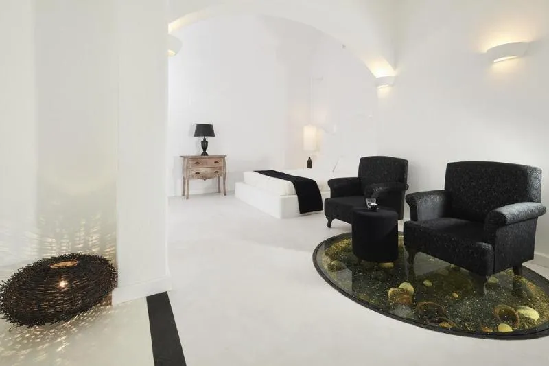 General view, Orabel Suites, Santorini