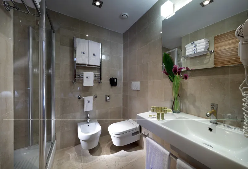 TWIN CLASSIC Room, Mercure Roma Centro St. John, Naples