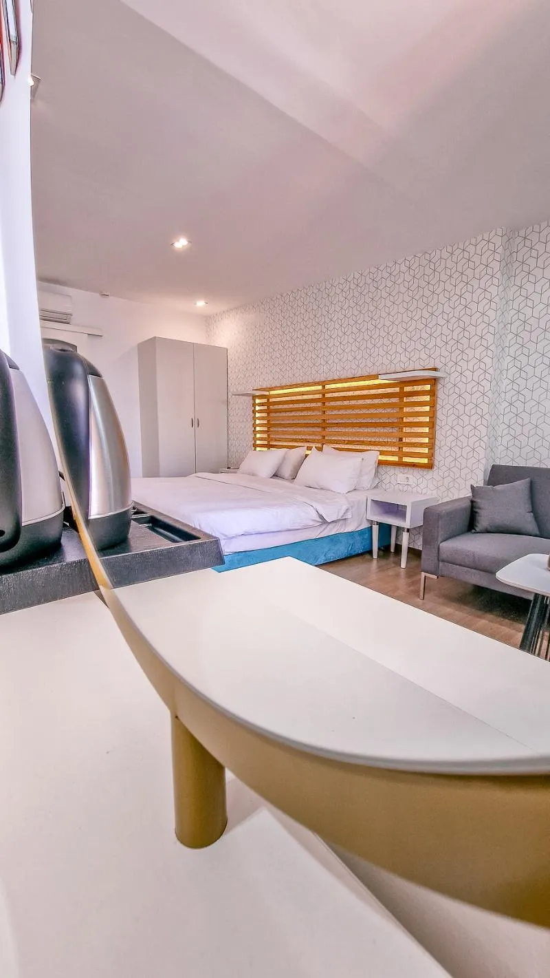 JUNIOR SUITE WITH JACUZZI Room, Athenian Montaza Hotel, Athens