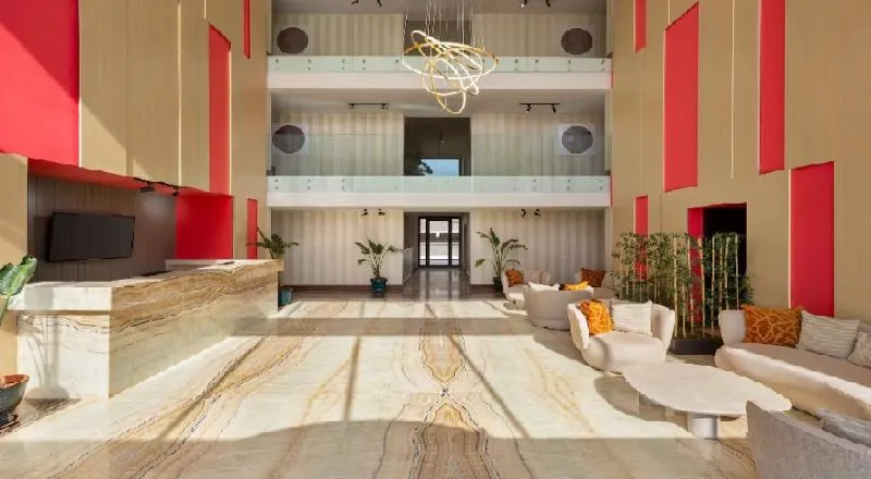 Lobby, Ramada By Wyndham Cesme, Izmir