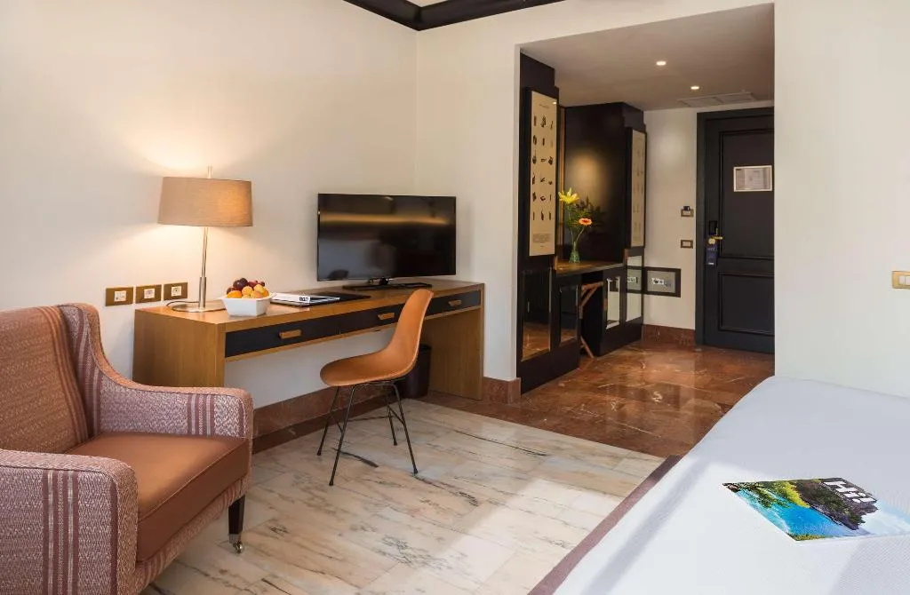 Room, H10 Tribeca, Madrid