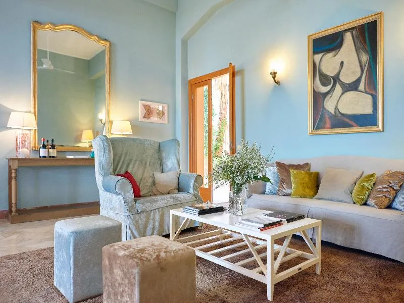 Lobby, Punta Nord-Est, Palermo