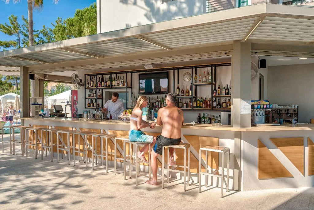 Bar, Sirios Village, Crete