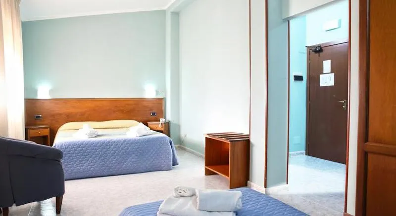 TRIPLE STANDARD Room, Pausania Inn, Alghero