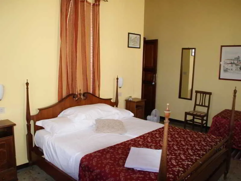 Room, Hotel Europa, Perugia