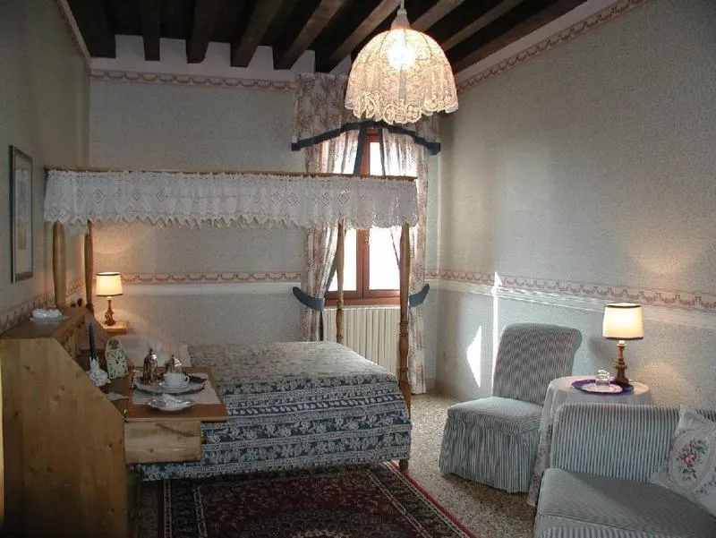 General view, At Home A Palazzo B&B, Venice
