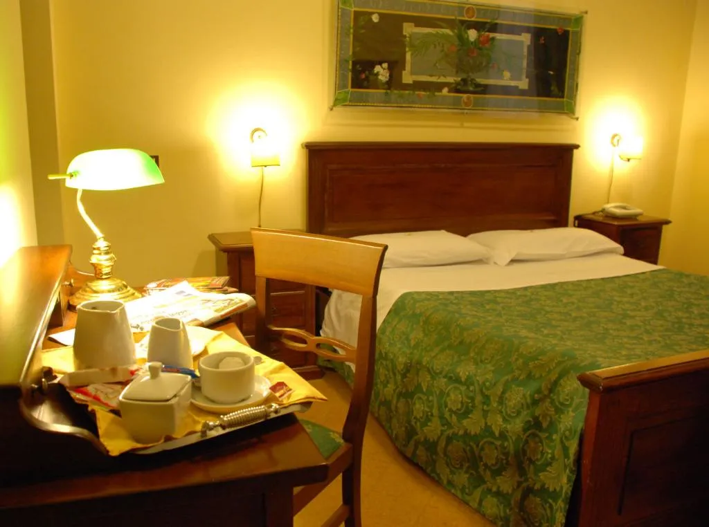 Double or Twin STANDARD Room, Hotel Del Centro, Palermo