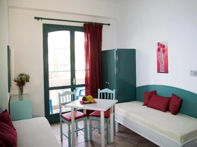 Room, Theoni Apartments, Crete