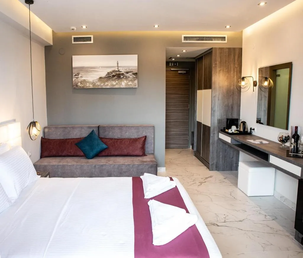 TRIPLE SUPERIOR Room, Lagaria Hotel, Thessaloniki